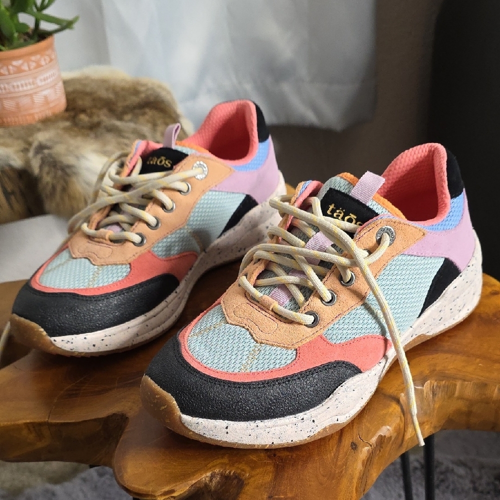 Taos Sneakers Footwear Multicolor Women's Sneakers Size 8.5